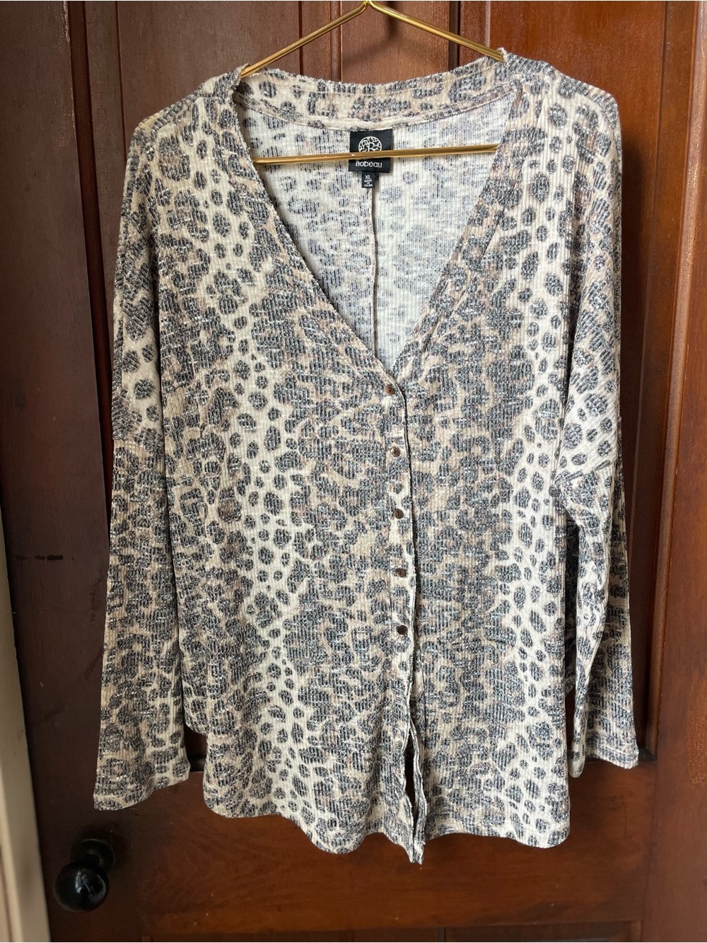 Bobeau women's extra large long sleeve animal print top